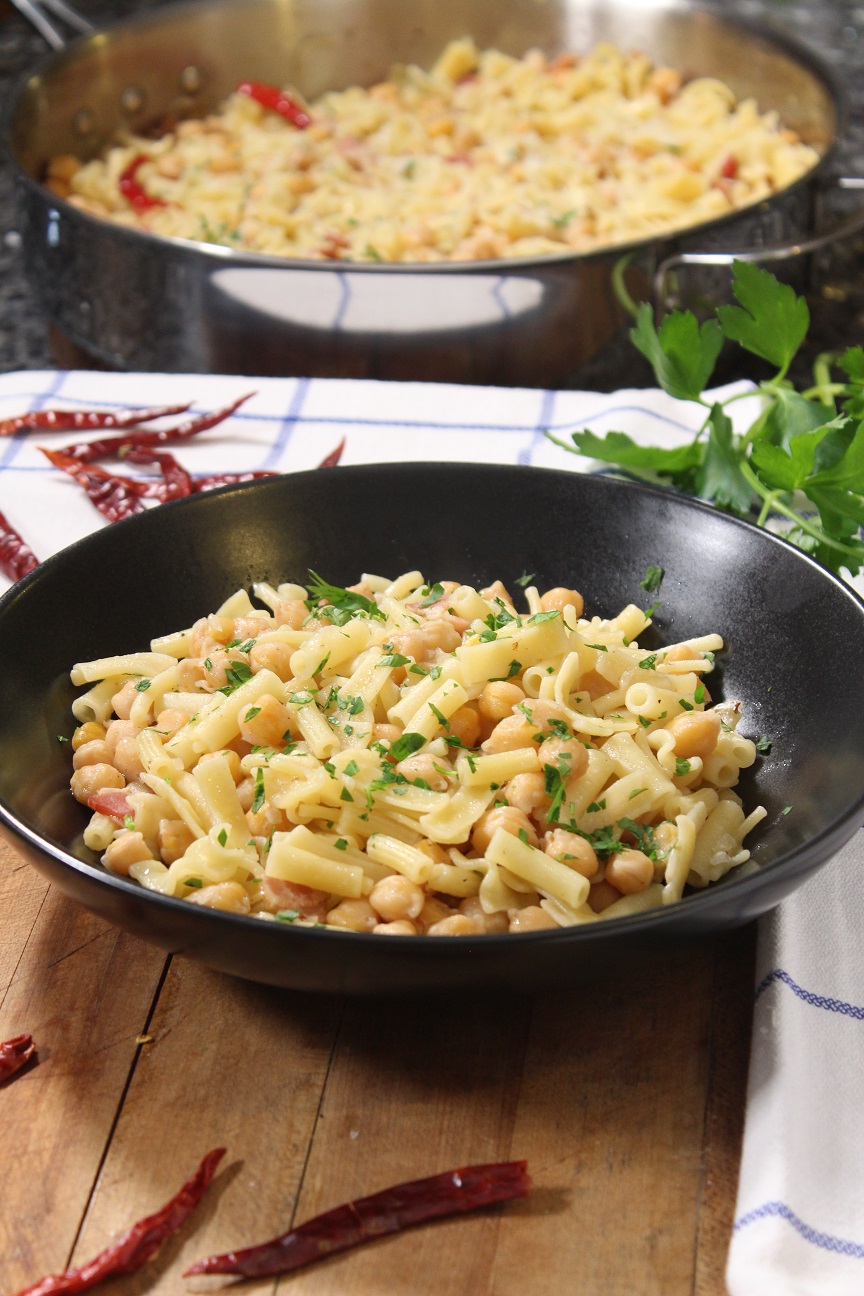 Pasta with Chickpeas Recipe