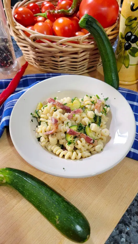 Creamy Cavatappi with Rich Gorgonzola and Crispy Guanciale