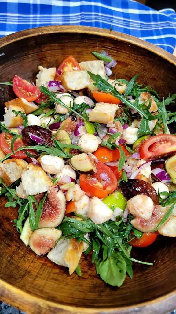 Vibrant Fig and Cocktail Tomato Salad with Crispy Ciabatta