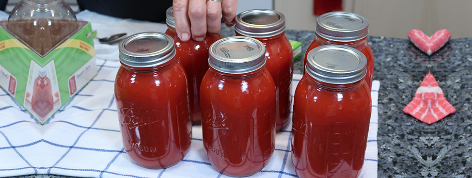 Traditional Homemade Tomato Sauce made by Pasquale Sciarappa