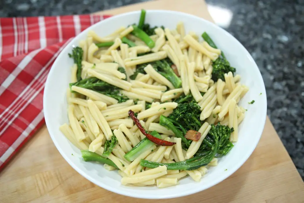 Pasta with Broccolini